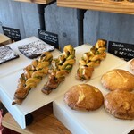 Boulangerie Mémé Simone - 緑あったのよ！変わったパンが多かった！