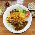 どんぐり - オムポークカレー　１４００円　(2023/09)