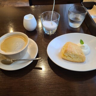 カフェ ペルシェ_0