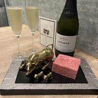 鉄板焼きWAGYU LIVERARY - 