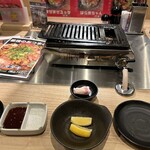 黒毛和牛とタンとハラミ 焼肉じゅんちゃん 別邸 - 