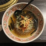 平壌苑 - 冷麺 800円