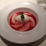 サリュー - 桃のコンポートとアーモンドミルクシャーベット　2013-10