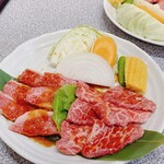 藤良 院庄インター店 - 満腹ランチセットのお肉一人前