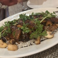 Bistro Buzz 赤坂 - フォアグラごはん。ごはんにかかったタレまで美味しい。