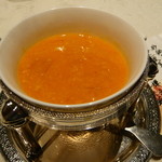 筑紫樓 - ふかひれ蟹卵入りスープ