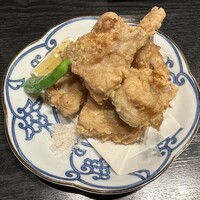 旨い魚と旬菜料理 ふくとく - ふぐの唐揚げ　ふっくら美味しい！