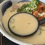 Shinchan Udon - つゆ、と言うかどちらかと言うとスープ。