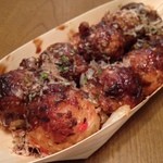 Takoyaki Semmonten Takoyasu - たこ焼き（8個入） ¥600