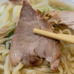 桜上水 船越 - チャーシュー拡大