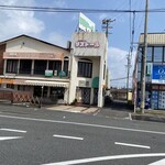 リスドール - 近鉄富田駅ロータリー道挟んだ北側