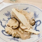 蕎麦割烹  倉田 - 信州上田産 松茸ご飯