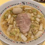 Doutomborikamukura - おいしいラーメン790円
      ★煮玉子130円⇨無料
      アプリダウンロードして無料でもらった！