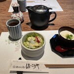 比内地鶏 ほっこりや - セットのサラダと湯葉豆腐