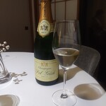 シェ ケンタロウ - 今宵のシャンパン