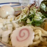 らー麺　Do・Ni・Bo - 刻み玉ねぎの歯応えが心地イイ✨✨✨