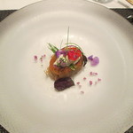 コジモ・ロレンツォ - 魚料理。パリパリアミアミのポテト？で挟んであります。