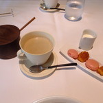 イザイ - 珈琲＆小菓子