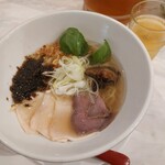 みなとや - 絶品、塩ラーメン