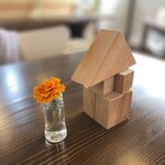 絵本とカフェ あーとゆーや - 