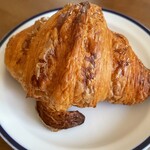 HOLLY  No.3 CROISSANT - 