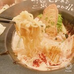 カニ蟹 crab noodle 三宮 - 