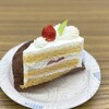 リヴィエール・ヴィヴァン - ショートケーキ（税込み３８０円）