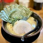 壱賢家 - 定番ラーメン 醤油 トッピング のり