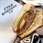 J.S.BURGERS CAFE - 