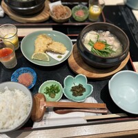 水たき料亭 博多華味鳥 ヒルトンプラザウエスト店 - 
