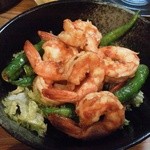 居酒屋 兀突骨 - エビとシシトウのシンガポール風(？)