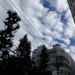 Maison4125 - 公園を右側に、左に曲がるとお店です(’13.10月にて)