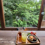 GAFLO CAFE by Flower FIELD