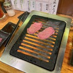 立喰い焼肉 治郎丸 - 