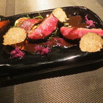 エクアトゥール - 肉：青首鴨のロティ、赤ワインソースと秋トリュフ