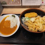 よもだそば - 特大かき揚げそば 半カレーセット＋コロッケ