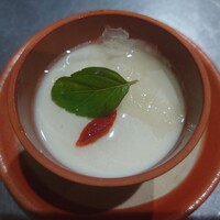 特製　杏仁豆腐