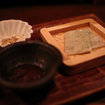 交番通り 四十 - うどんのお刺身