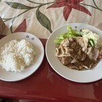 ハンドメイドレストラン 鎌倉 - 料理写真:ポークジンジャー　1,000円