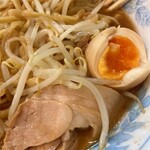らーめん 陸 - ここに味玉は無くてもいいかな