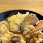 宮崎風土 くわんね - 親子丼定食　ご飯小
            みやざき地頭鶏を炭火焼きにした芳ばしい香りがなんとも言えず良かったです♪