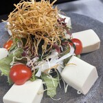 Sesame-flavored salad with five kinds of beans and tofu