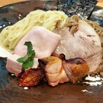 飯田商店 - マッシュルームがドライトマトへ変更となりました。