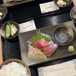 和食バル クオッカ - R5.9  本日のお刺身定食:メバチマグロ・ブリ・マダイ