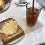 カフェ クレバー - モーニング、ハムエッグとアイスティー