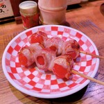 博多串焼き いっぽん - 串焼きの定番　トマト巻き