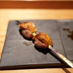 とり茶太郎 - 上は比内地鶏、下は宮崎じとっこ