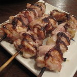 里葉亭 - せせり（首の肉）