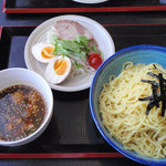 Tsukemenyumeya - つけ麺３５０円　＋　大盛り１００円　＋　盛り合わせ１５０円