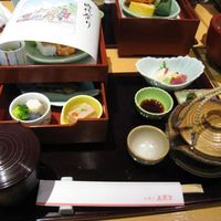 美濃吉 京王新宿店 - 京弁当＆土瓶蒸し